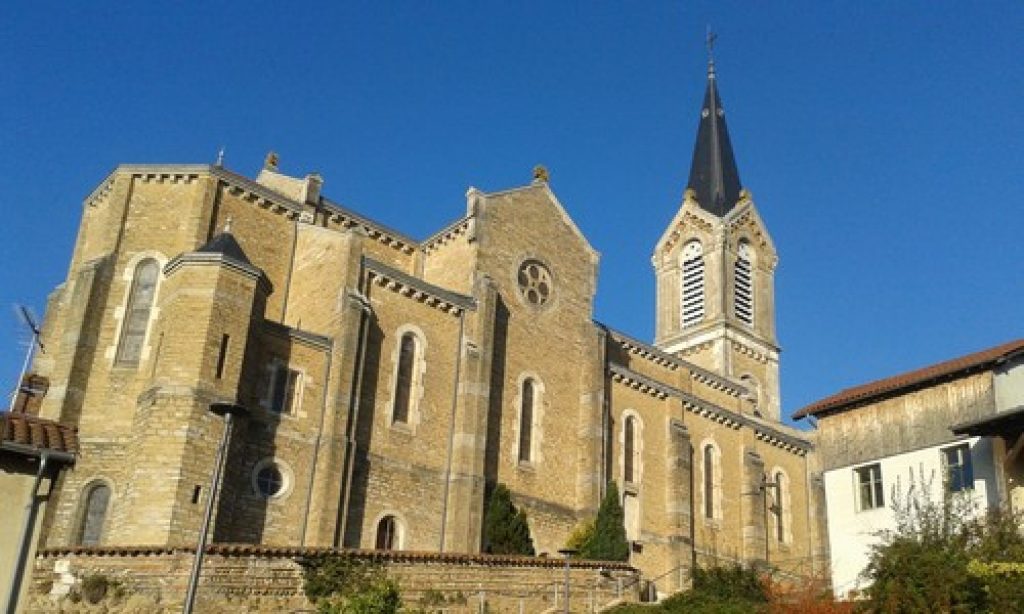 Commerces NeuvillelesDames Commerces NeuvillelesDames